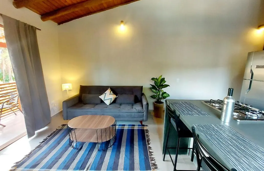 Mamanguá - Flat com Piscina, 50mts da praia, cozinha gourmet, churrasqueira privativa, ar con, WiFi, netflix, garagem-1